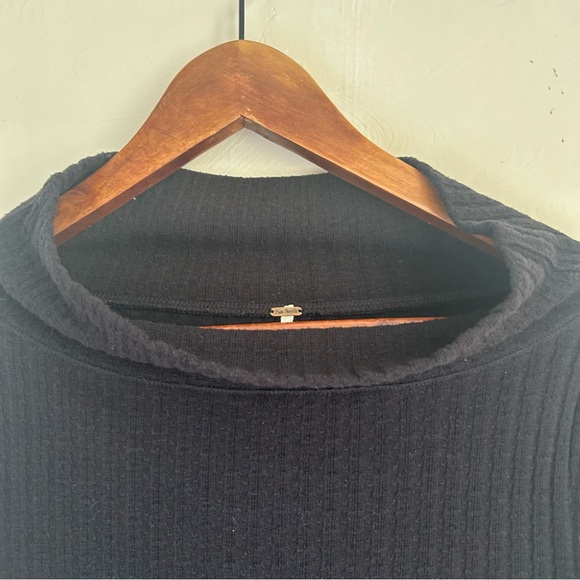 Free People Y2K-style Mixed Up Cuff Thermal Funnel Neck, Crochet, L - Picture 8 of 12